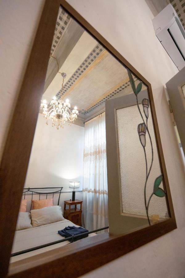 Anna'S House Appartement Modena Buitenkant foto